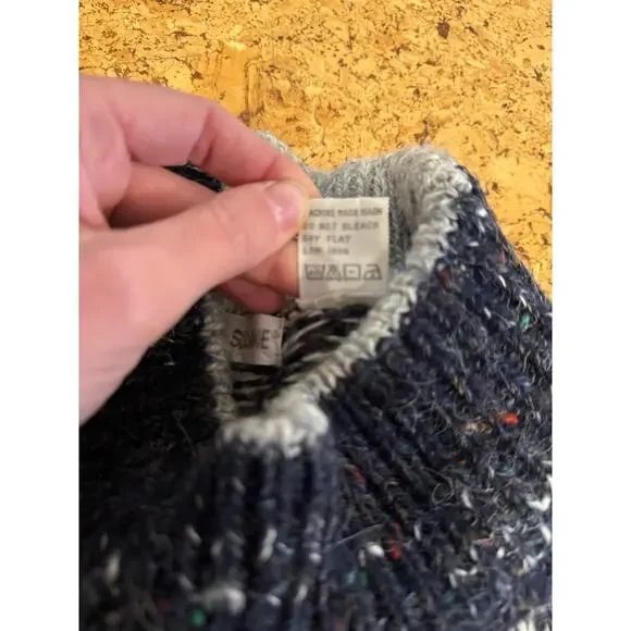 DD Sloane VINTAGE womens wool blend sweater Nordic style crewneck size M - Picture 10 of 12